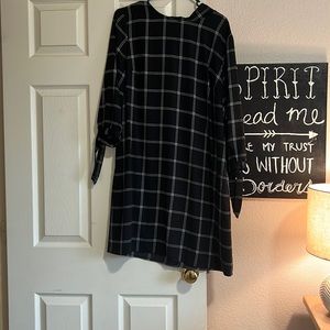 Target Dress BW Plaid